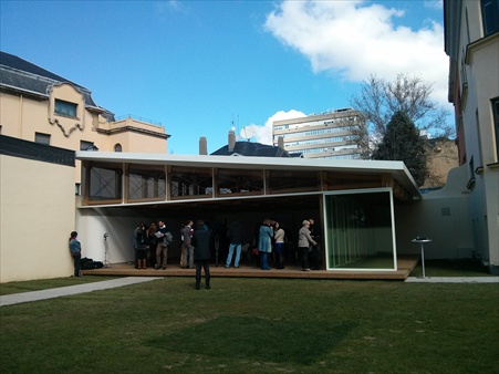 Pabellón de Papel de IE Business School diseñado por el arquitecto japonés Shigeru Ban, Premio Pritzker 2014.