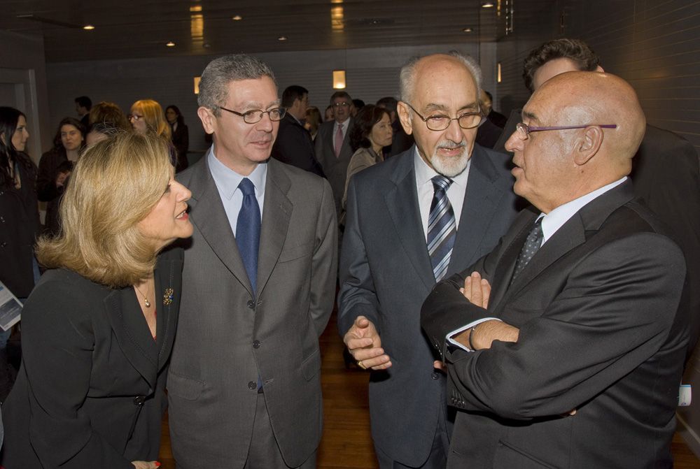 Carmen Enríquez, Alberto Ruiz-Gallardón, Ramón Darío Molinary y Javier Rojo