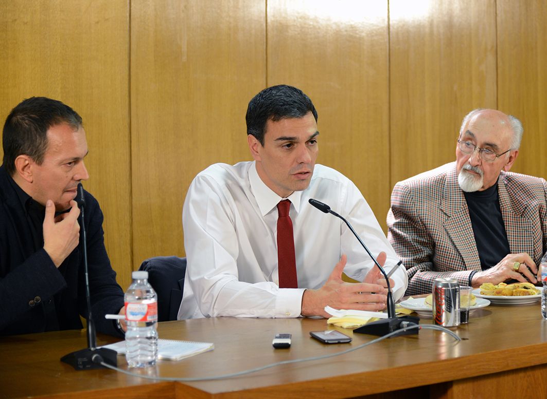 Encuentro de corresponsales con Pedro Sánchez
