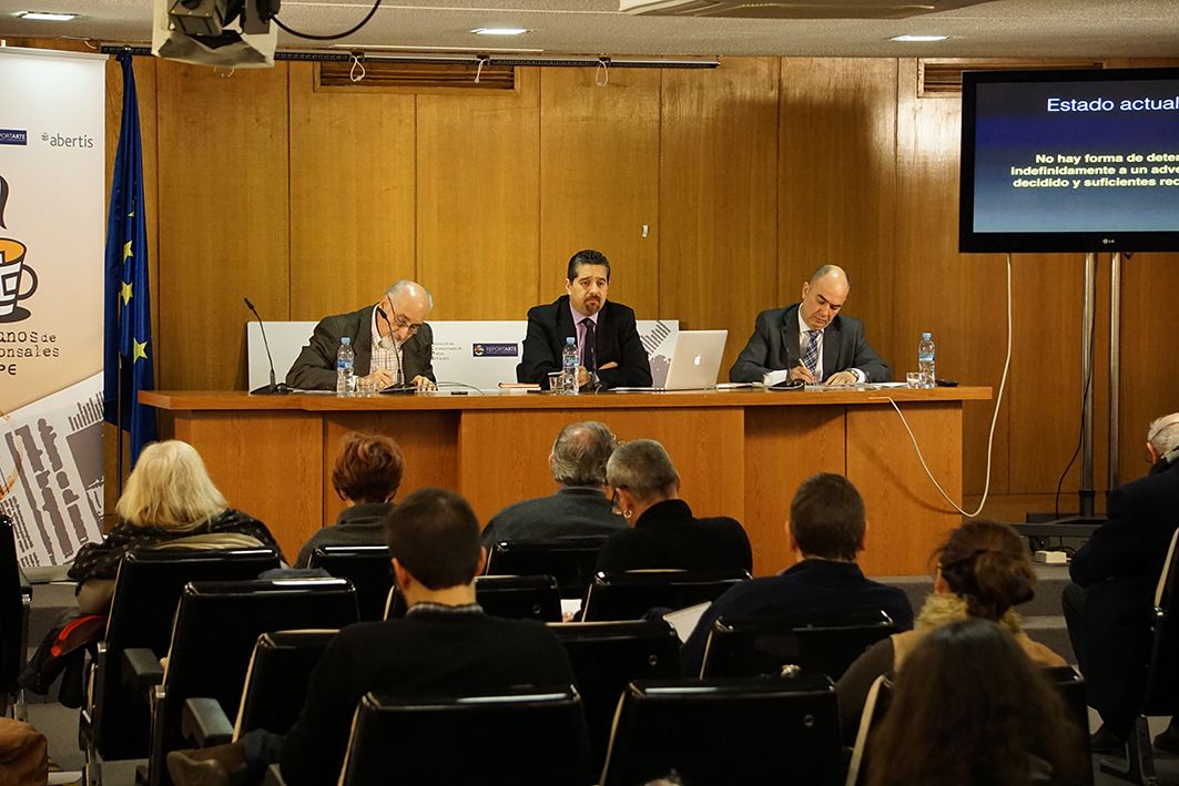 Desayuno de la ACPE sobre Ciberseguridad 2015