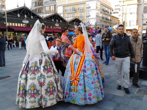 Falleras en Gandía