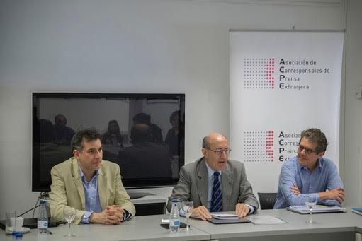 Ramón Salaverría, Jesús Díaz y James Breiner
