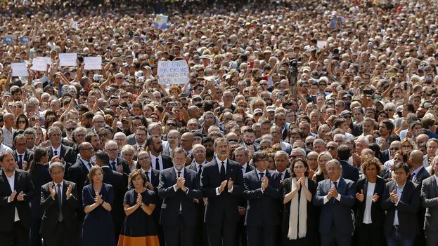 Barcelona se une en el rechazo al terrorismo