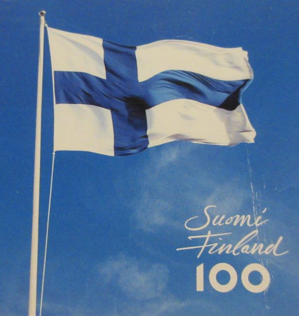 100 años izando esta bandera en Finlandia
