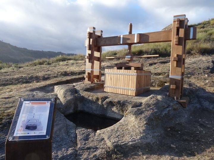Lagares rupestres de Oímbra