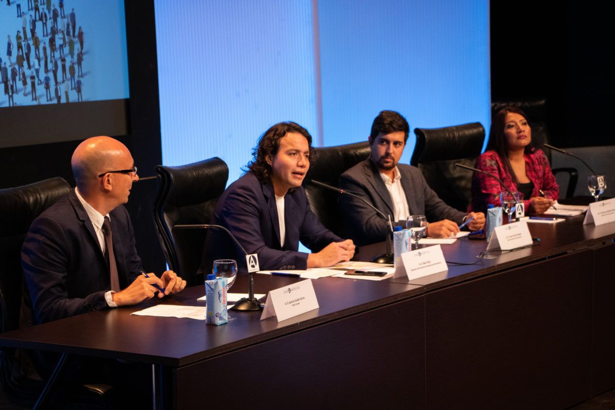 Derechos Humanos y Ciudadanía tercera mesa